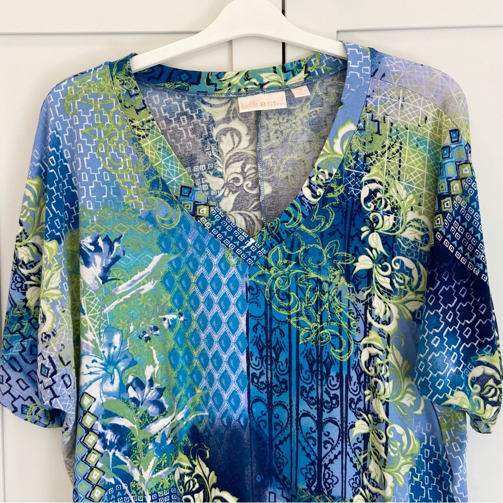 Belle by Kim Gravel Blue Green Patterned V-Neck Blouse - Picture 3 of 8